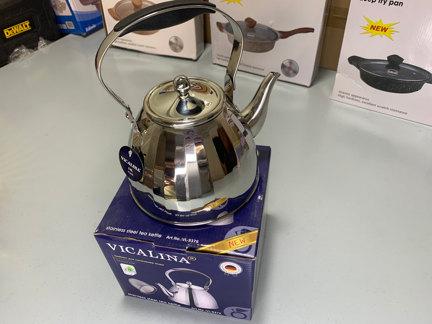 Vicalina German Technology Golden and Silver 2L Stylish Tea Kettles