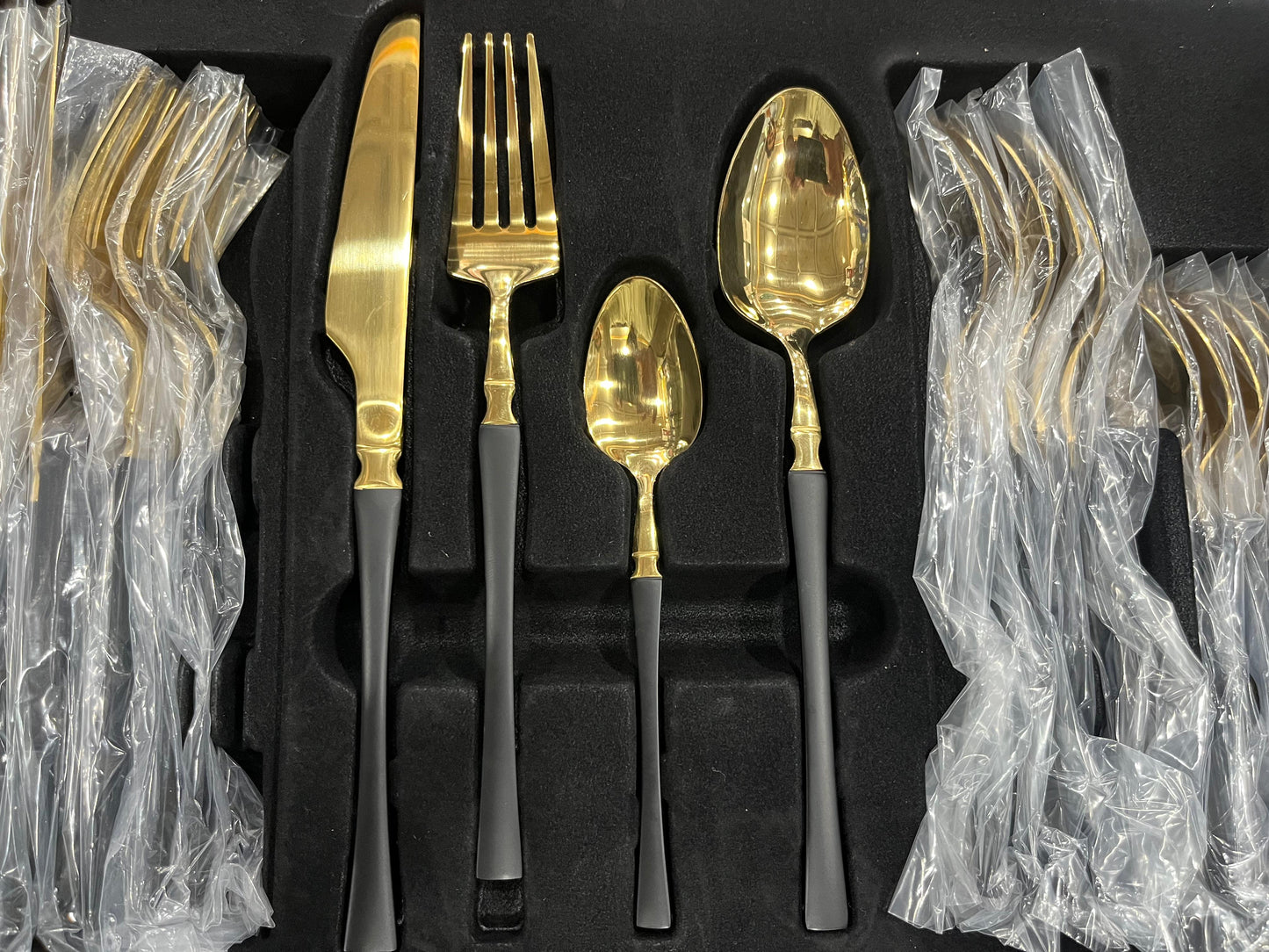 Gawadar Import™ High Quality Polished Cutlery Set Golden and Half Golden Stainless Steel