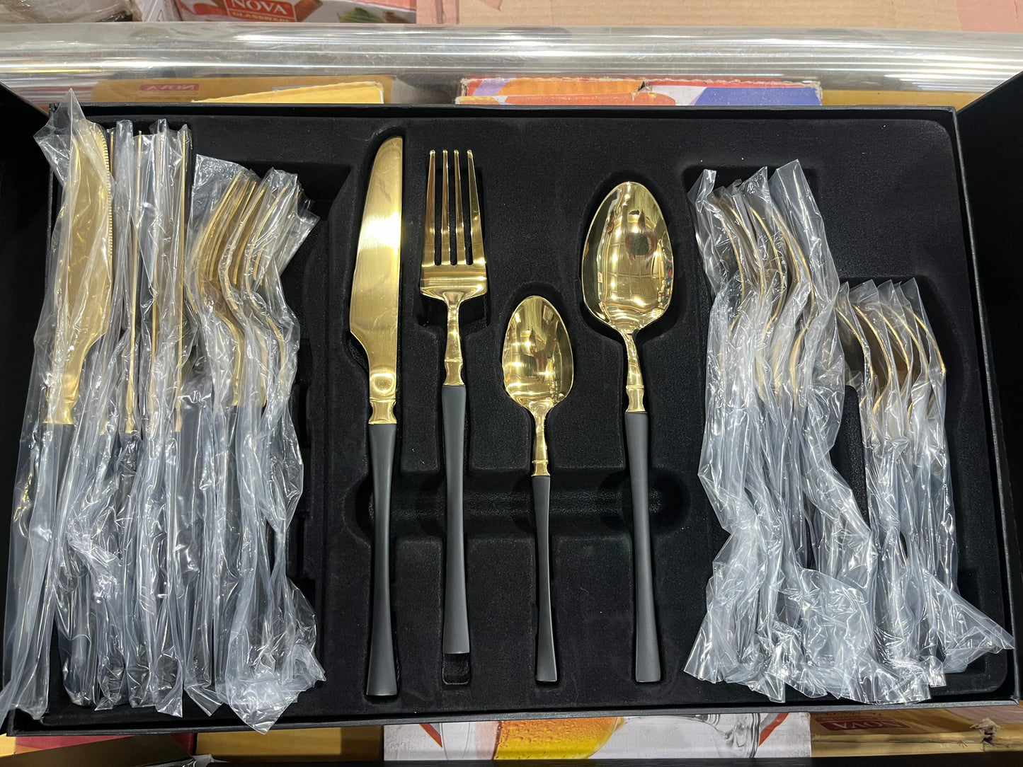 Gawadar Import™ High Quality Polished Cutlery Set Golden and Half Golden Stainless Steel