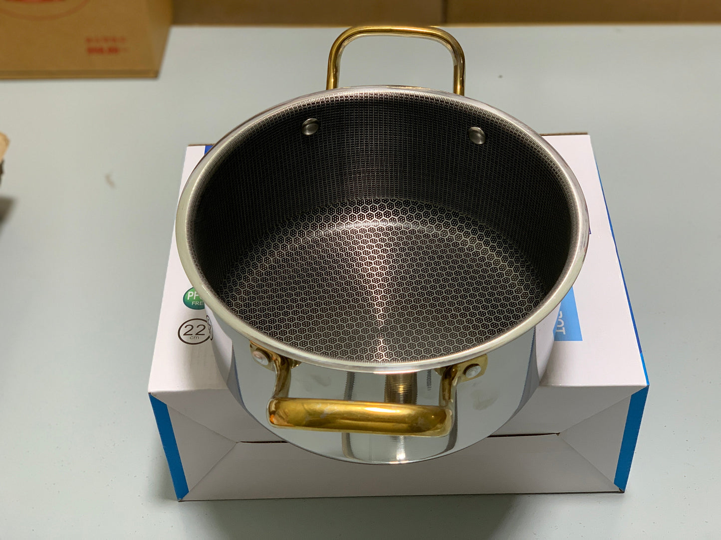 Laser Coating Cooking Pots , HoneyComb Pattern High Quality